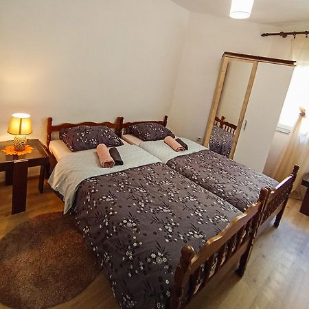 Sehara Apartment モスタル エクステリア 写真